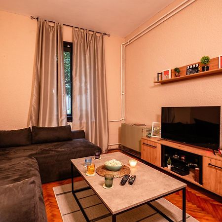 Cozy Apartment In City Center Belgrad Exteriör bild