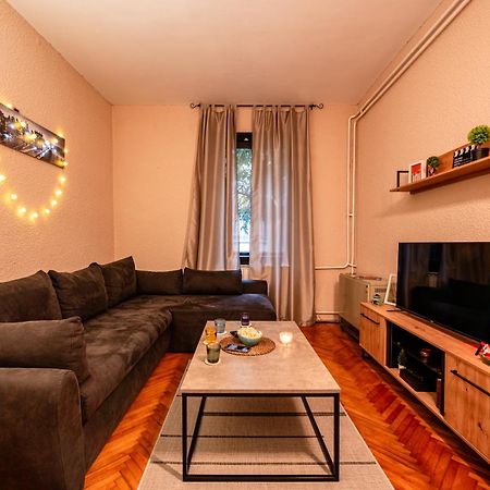 Cozy Apartment In City Center Belgrad Exteriör bild
