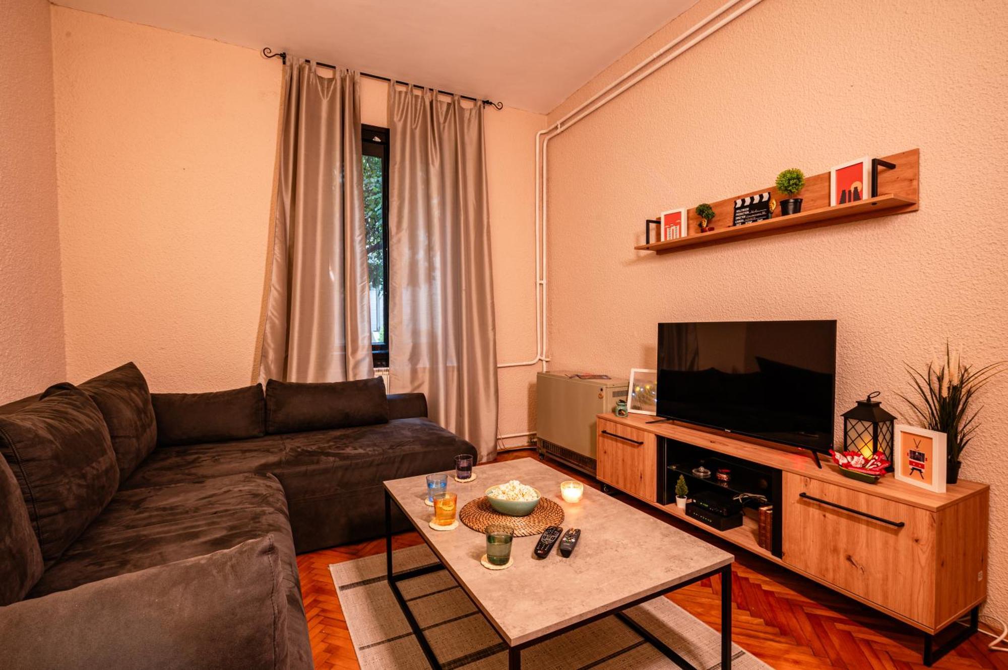 Cozy Apartment In City Center Belgrad Exteriör bild